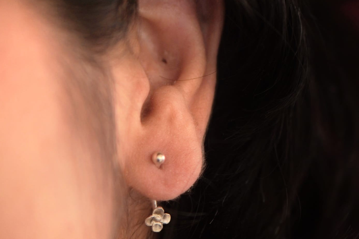 Tiny Flower Belly Ring - Single Piece - Quirksmith