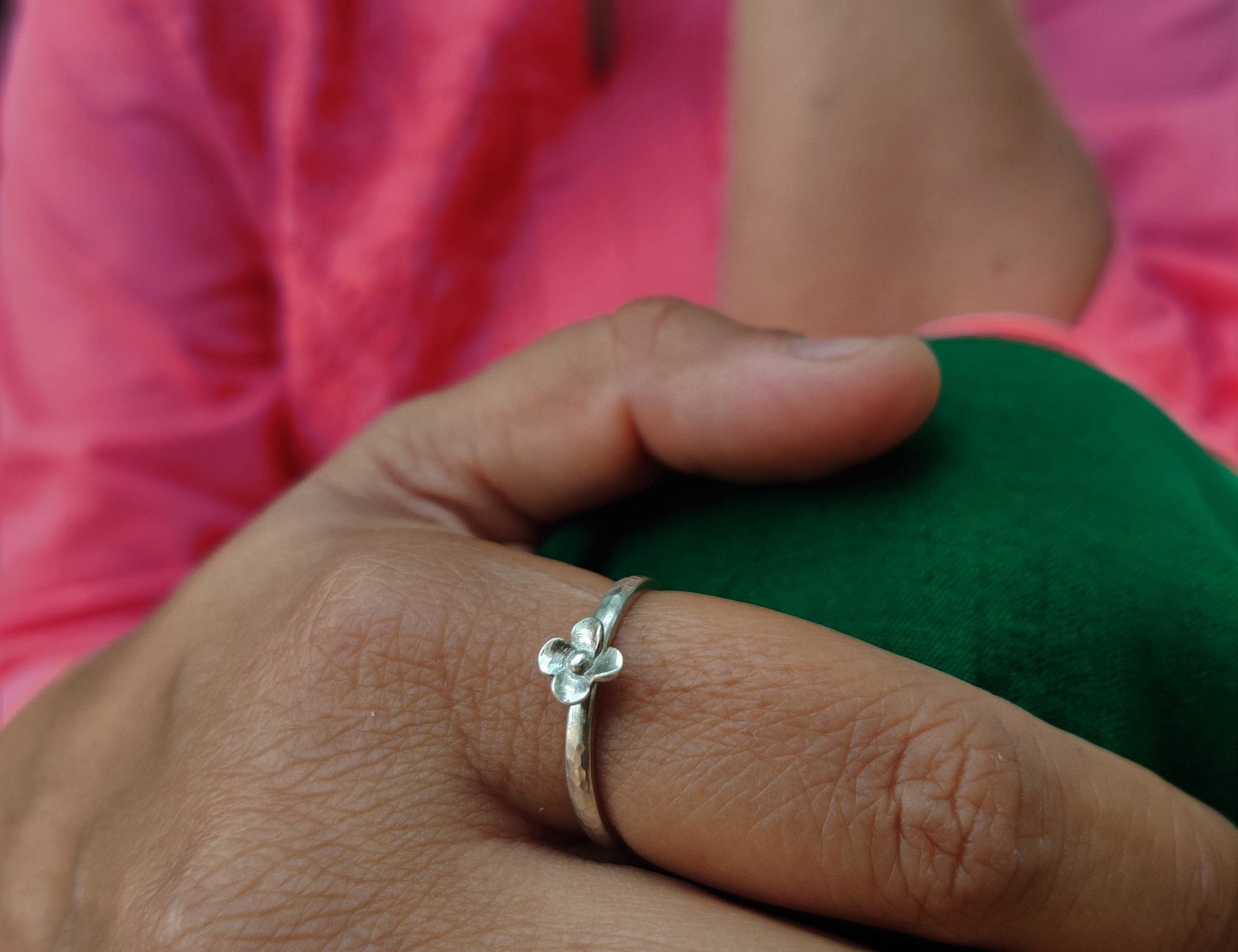 Tiny Flower Finger Ring - Quirksmith