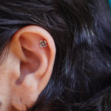 Tiny flower Nosepin - Screw - Quirksmith