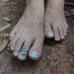 Tiny Flower Toe Ring - Single Piece - Quirksmith