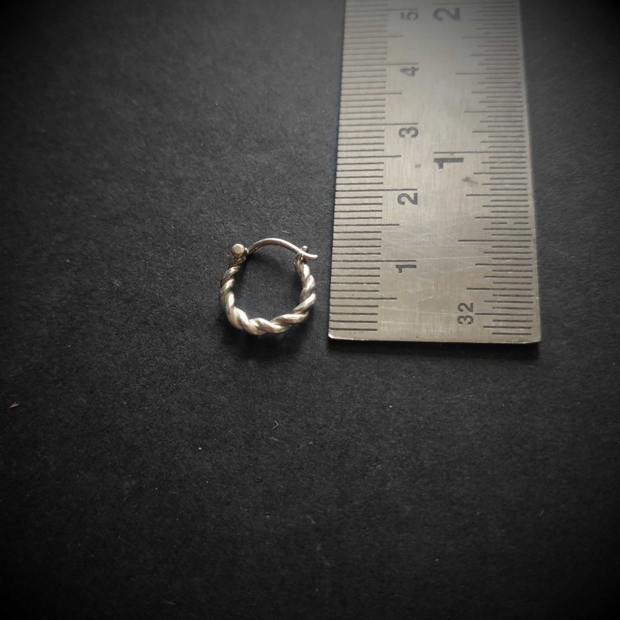 Tiny Twisted Nosering/Septum Ring - Wire - Quirksmith