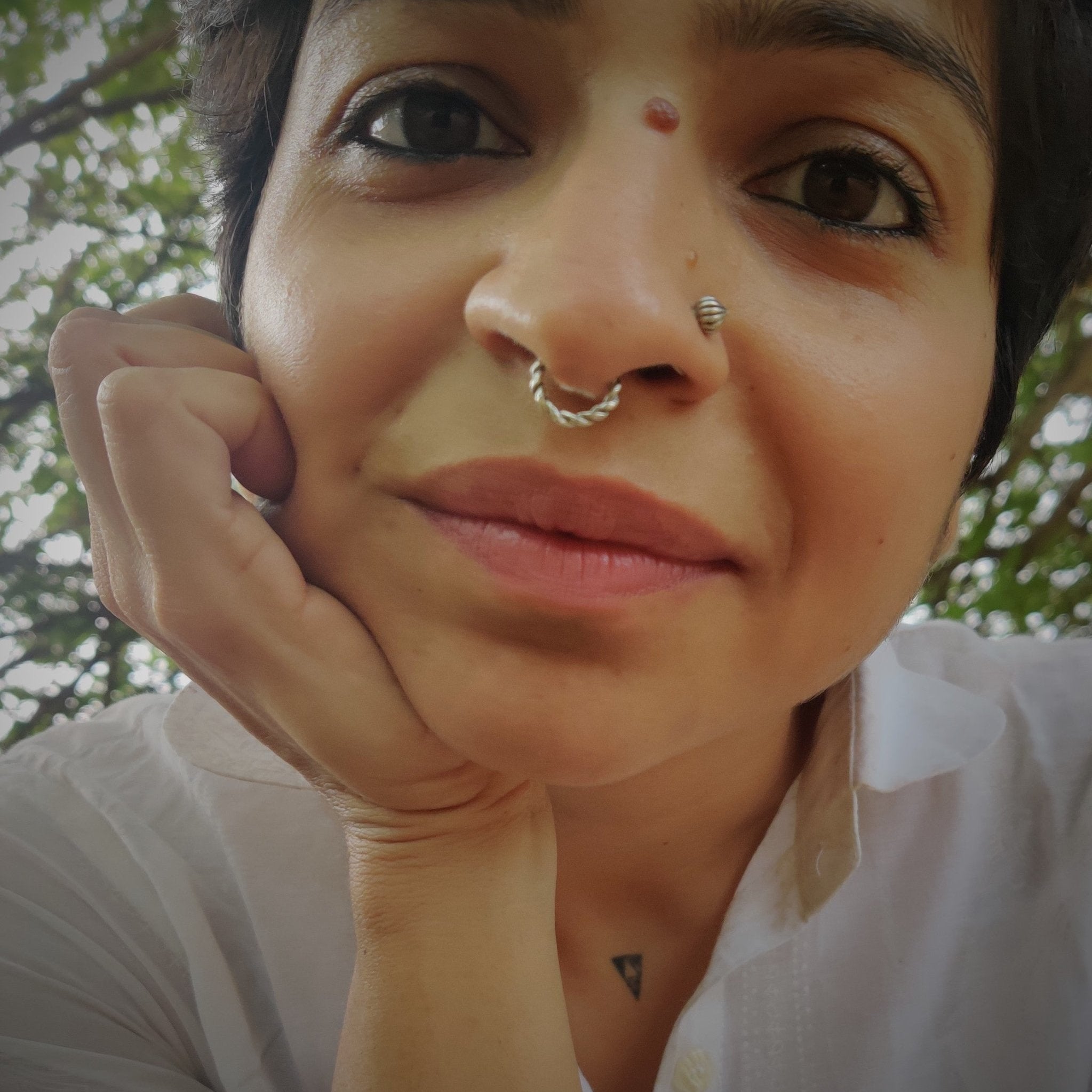 Small Bulk Nose Studs Simple Spiral Nose Ring – Minimal Stylish