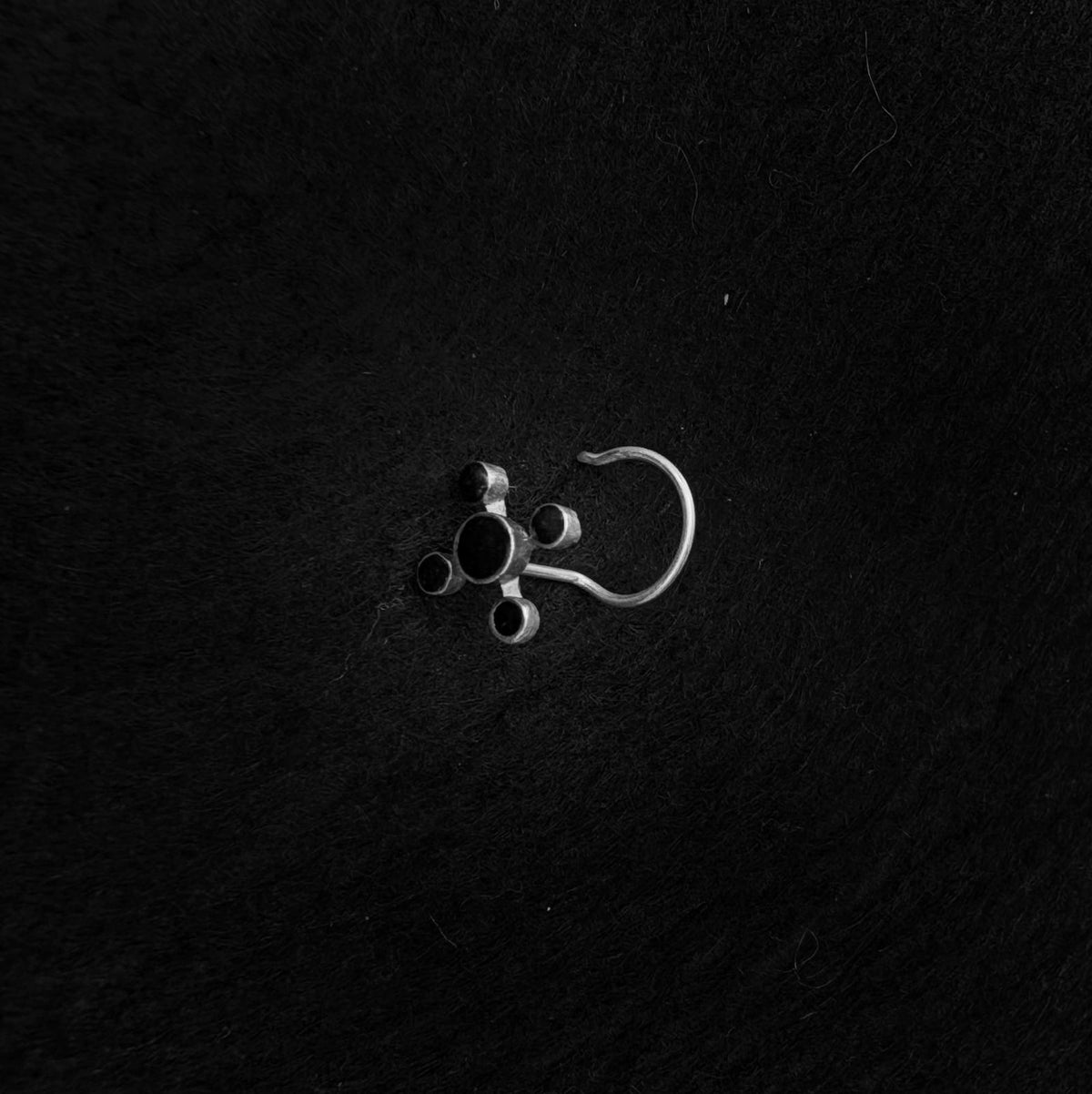 Trajva Bindu Nosepin Stud-Wire - Quirksmith