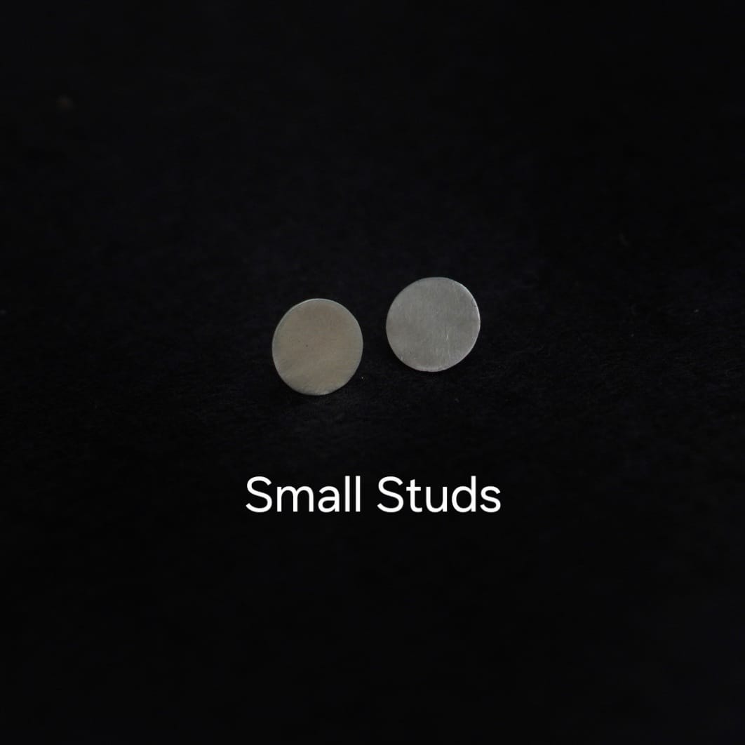 Trajva Taal Circle Studs-Small - Quirksmith