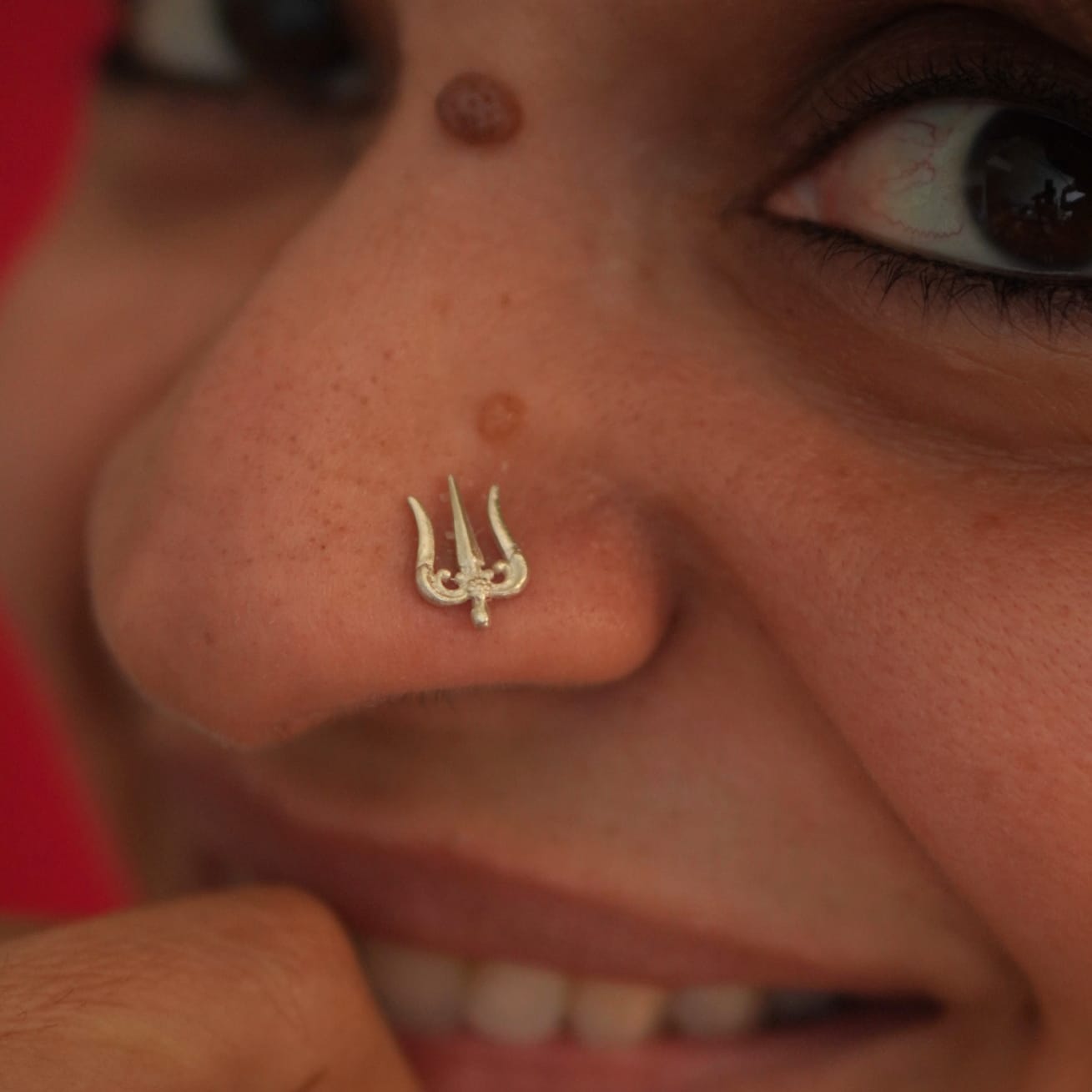 Trishul Intricate Nosepin-Wire - Quirksmith