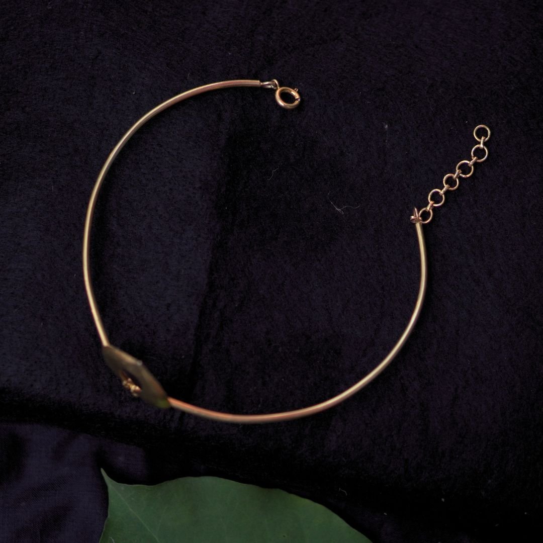Warrior Spade Choker - Quirksmith