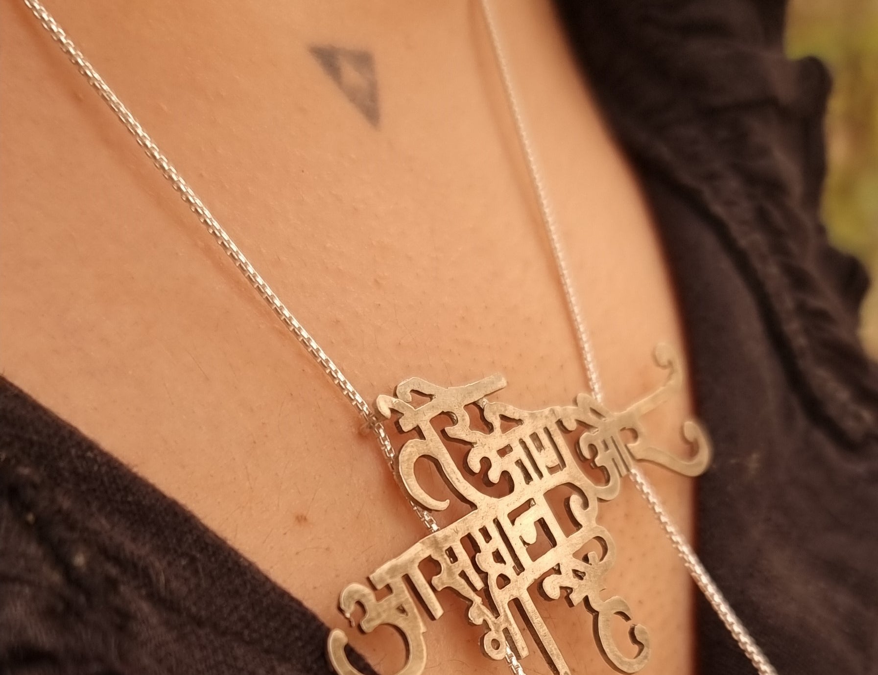 Handcrafted in 92.5 Silver - Tere Aage Aasmaan Aur Bhi Hai Necklace by Quirksmith on Shark Tank India