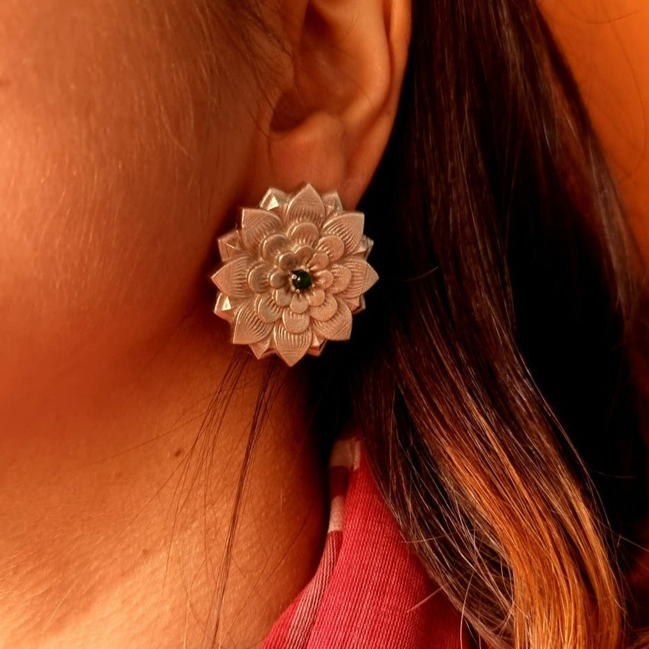 Silver Filigree floral motif Earrings online - Quirksmith