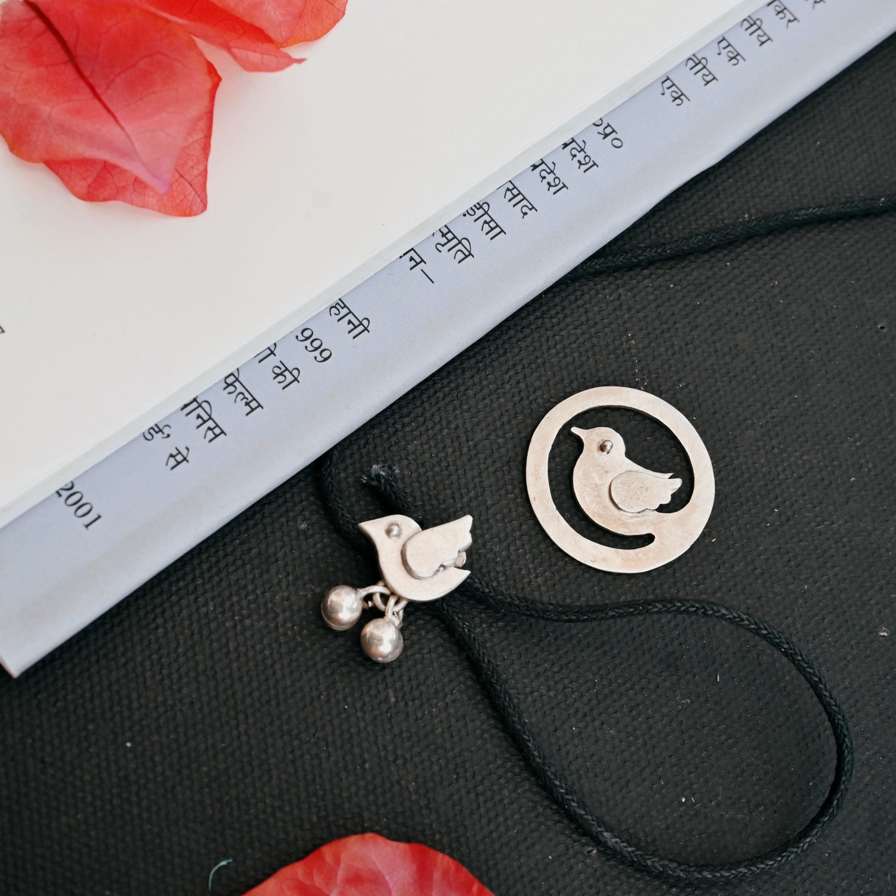 Express love with Quirksmith's Lovebirds - A top valentine's gift! Handcrafted in 92.5 Silver.