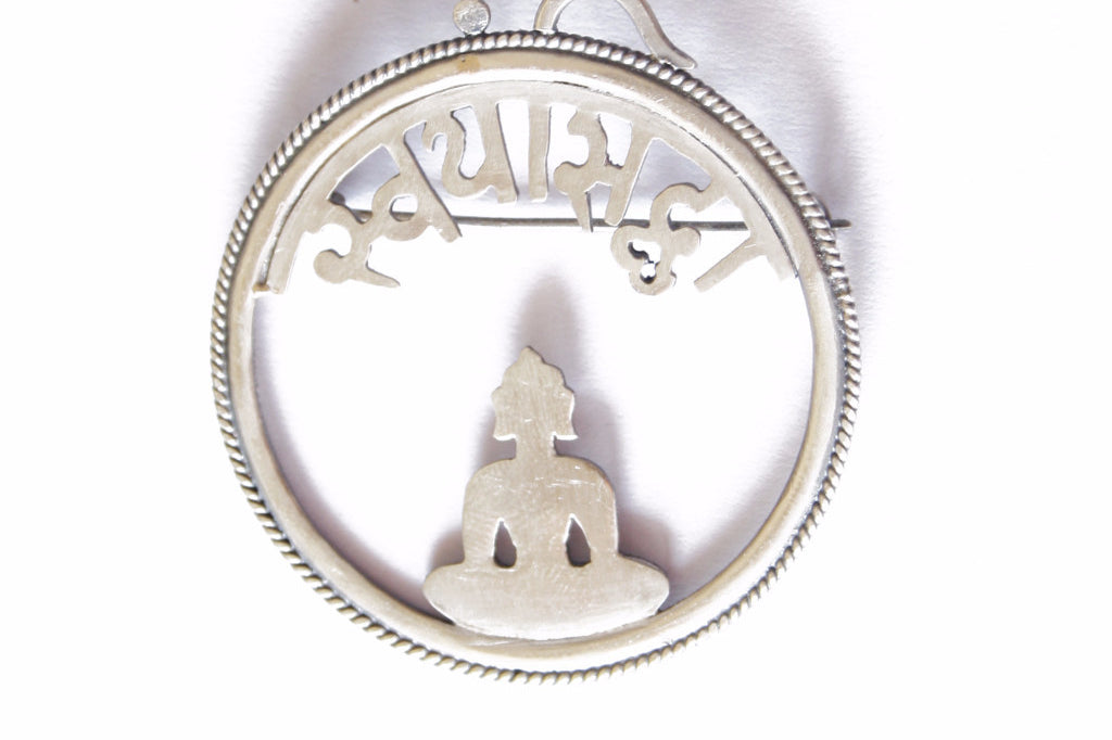 stylish handmade silver  brooches online India