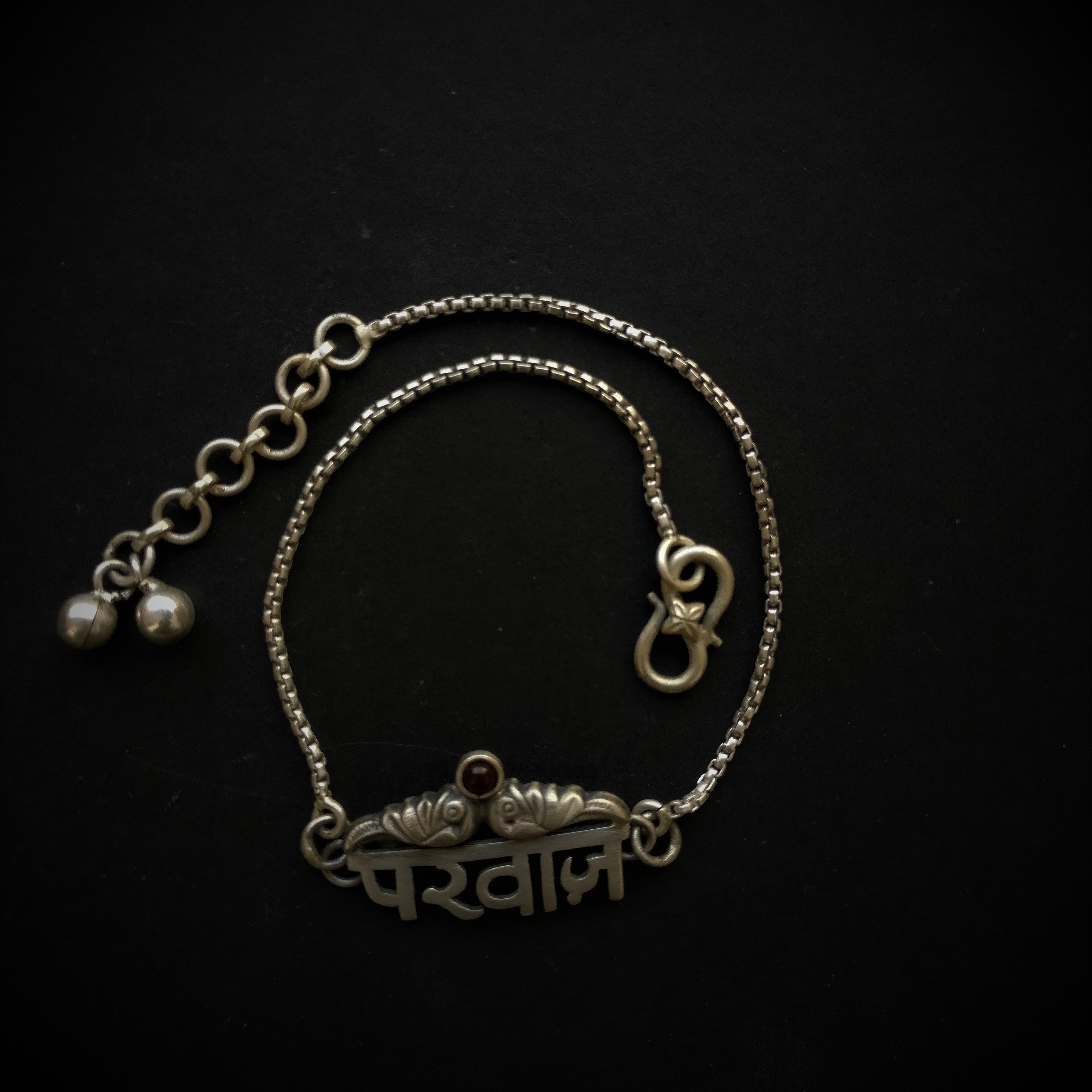 Latest Anklet Designs online by Quirksmith - Pravaaz Anklet
