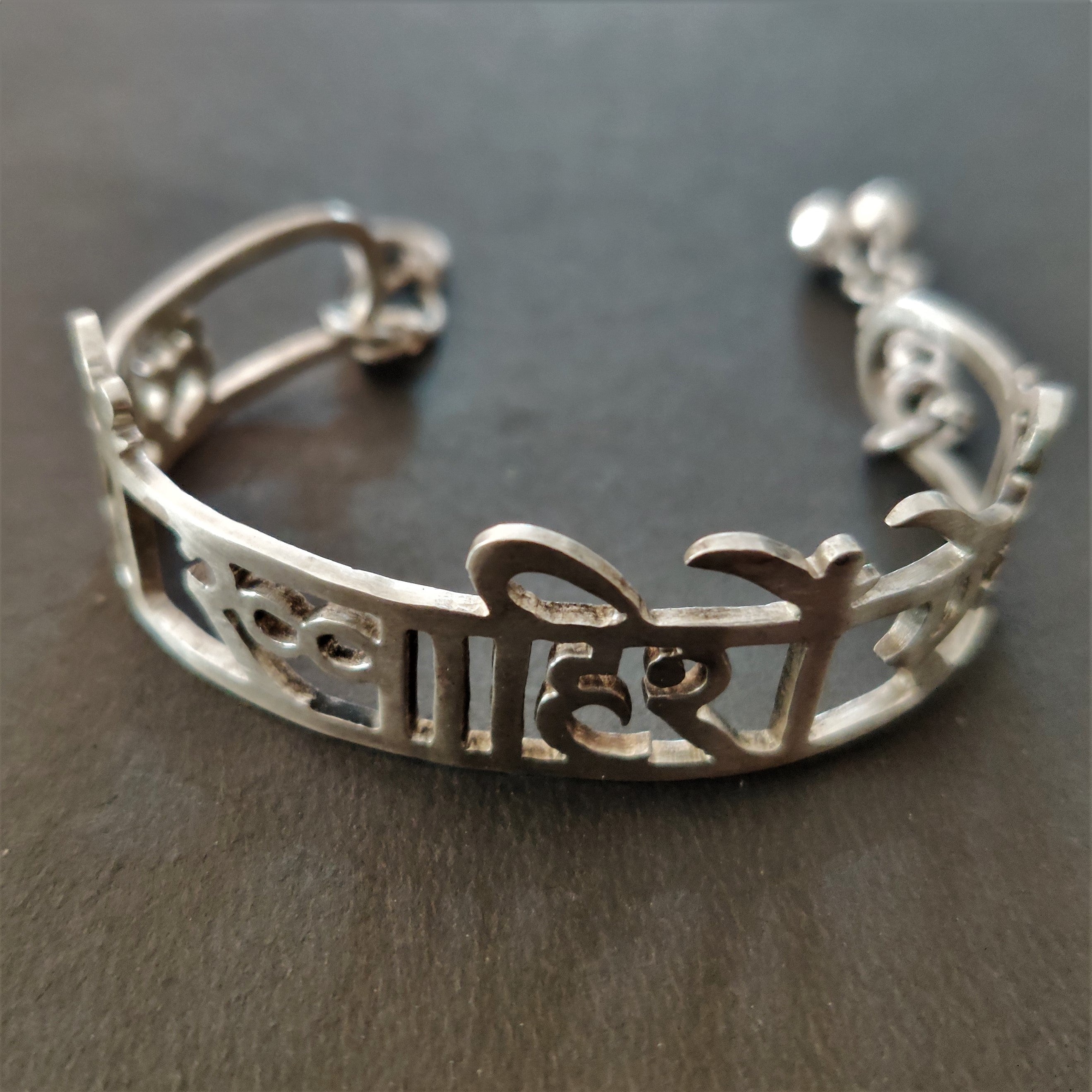 Silver Bracelet ( AD) – Laxmi Pearls