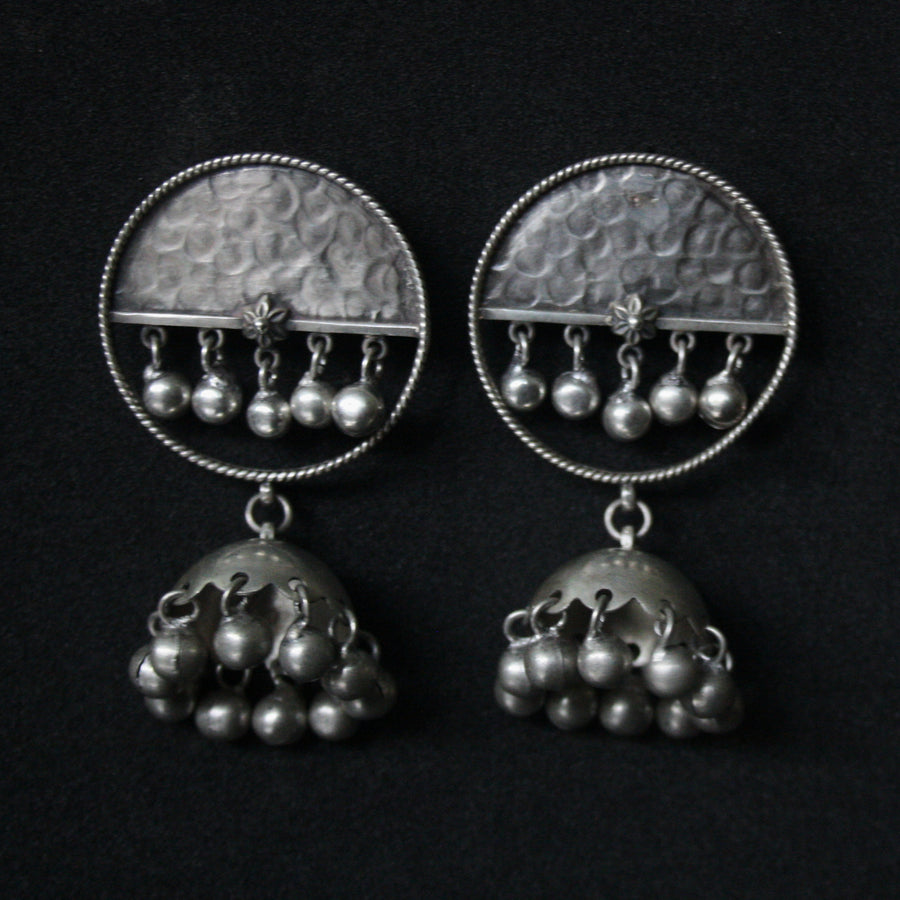Buy Stylish Silver Jhumkas Online - Quirksmith 