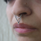 Explore the charm of Quirksmith's Jhoola Septum Ring, a shark tank India sensation. Handcrafted in 92.5 Silver.