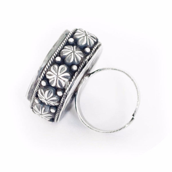 Buy designer silver ring collection - Kaliyaan Finger Ring - Quirksmith