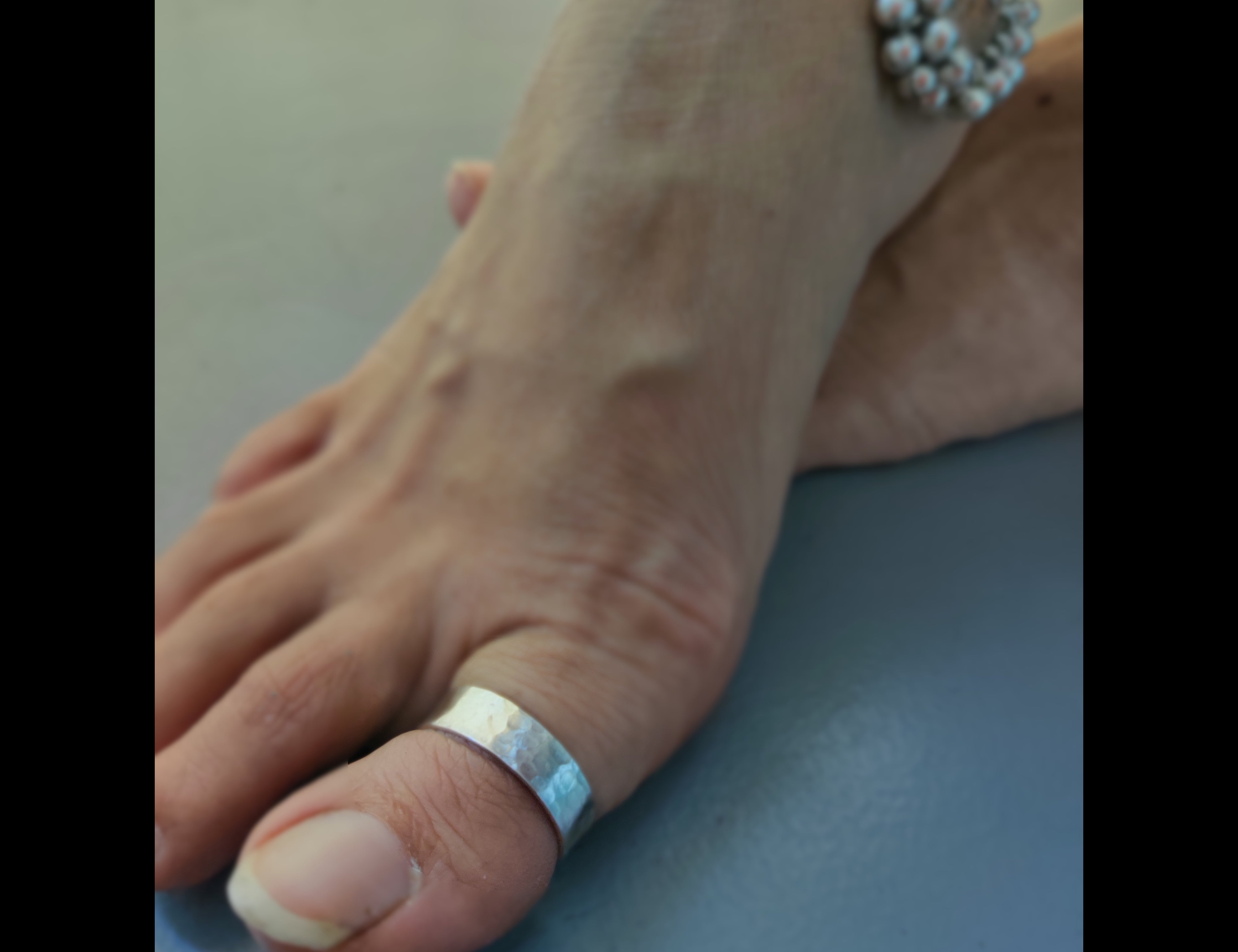 Buy online silver bridal toe ring 