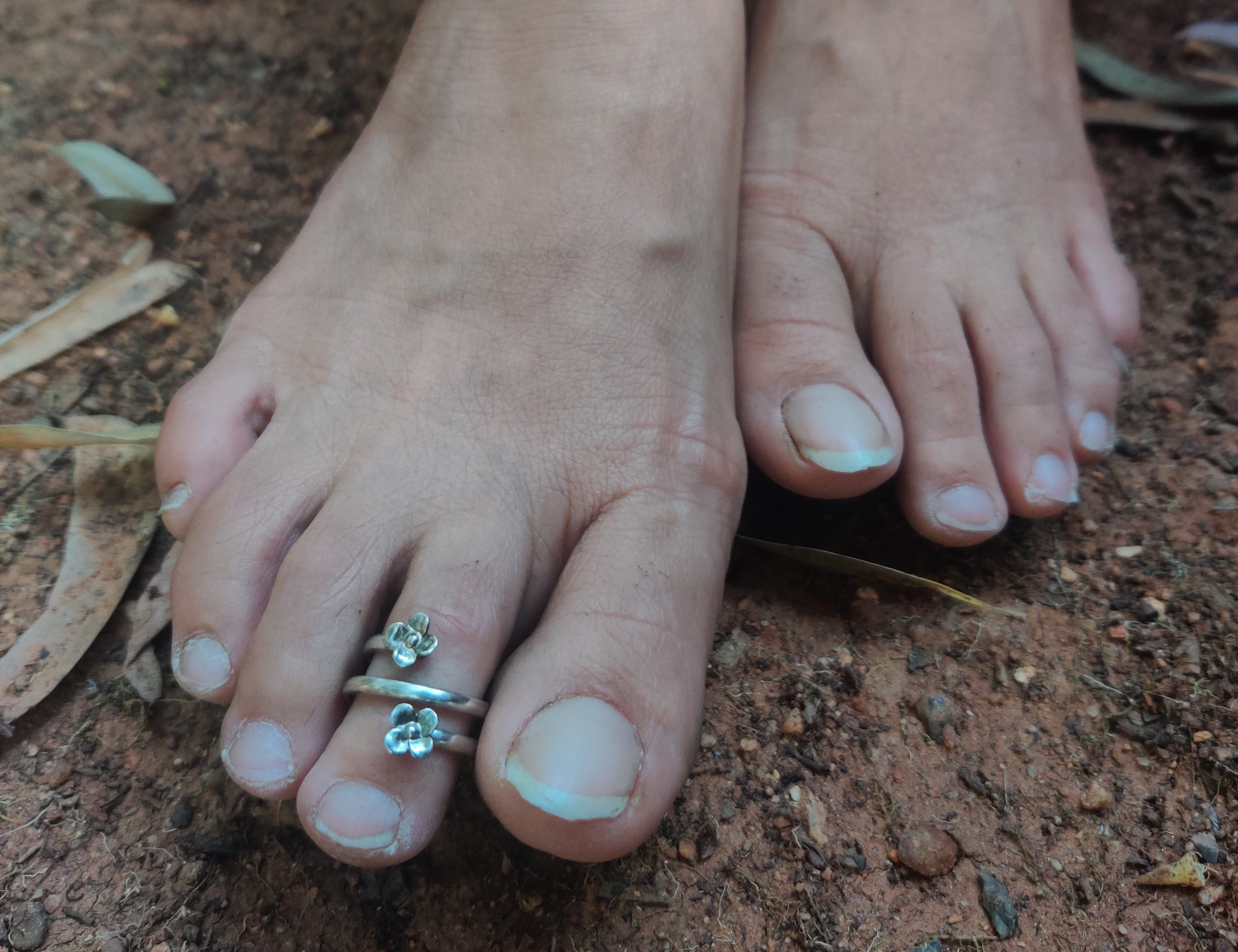 Silver Tiny Flower Toe Ring by Quirksmith